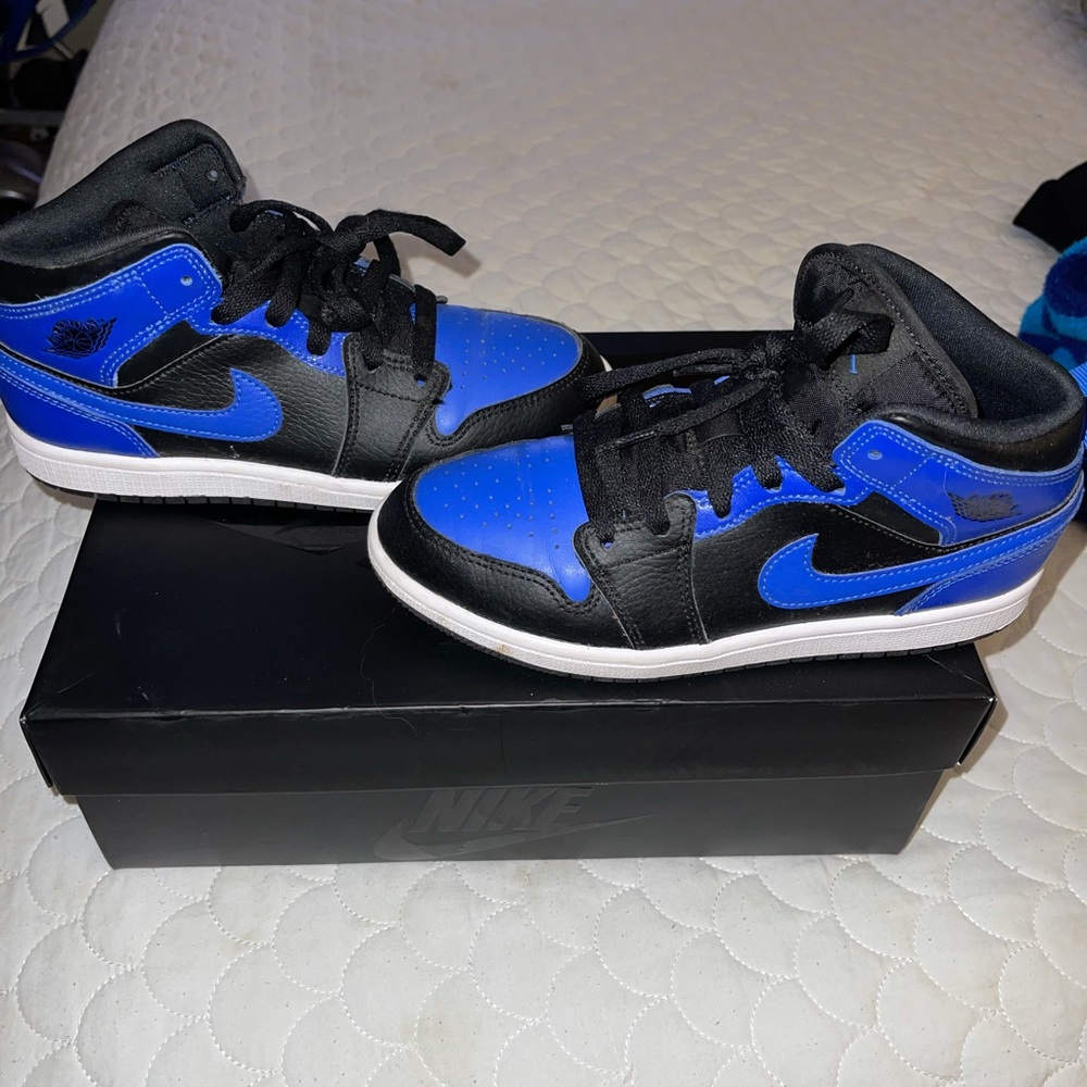 Excelent condition size 3y